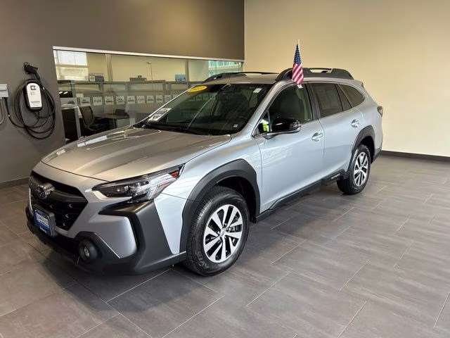 2023 Ice Silver Metallic Subaru Outback Premium AWD SUV