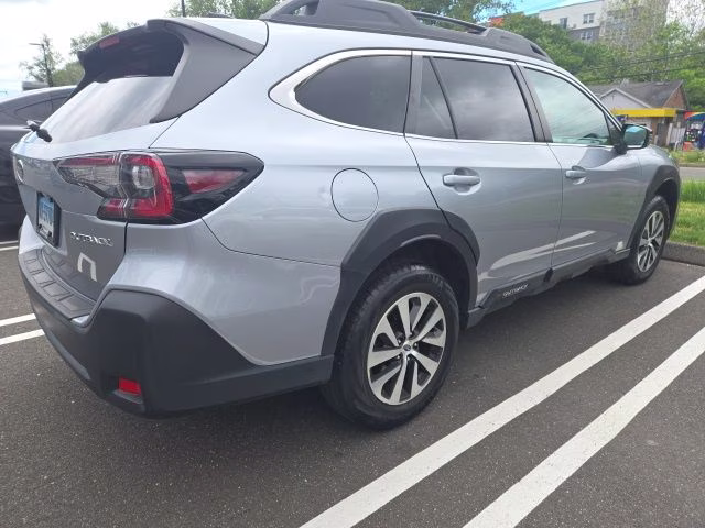 2023 Ice Silver Metallic Subaru Outback Premium AWD SUV