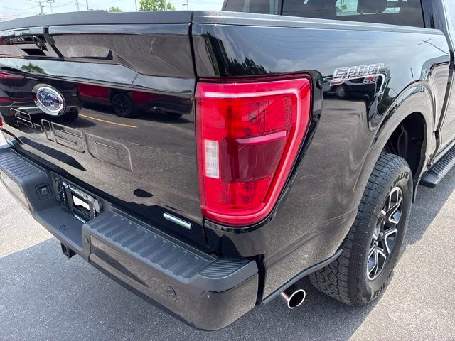 2023 Agate Black Metallic Ford F-150 XLT 4X4 Truck
