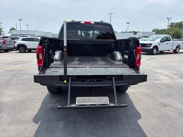 2023 Agate Black Metallic Ford F-150 XLT 4X4 Truck