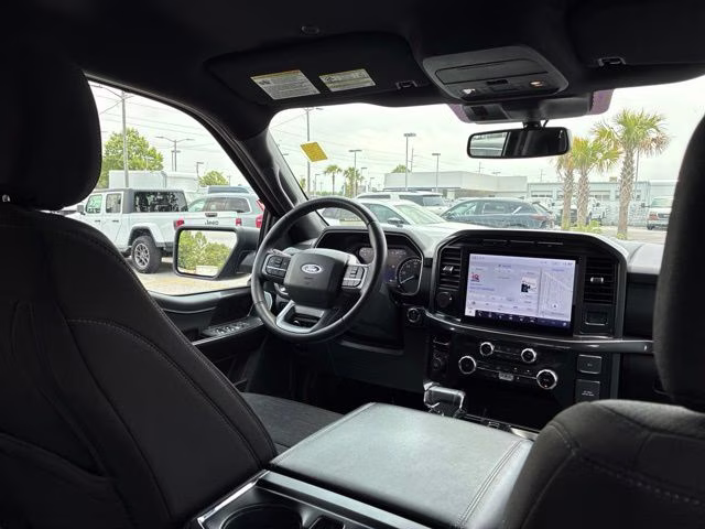 2023 Agate Black Metallic Ford F-150 XLT 4X4 Truck