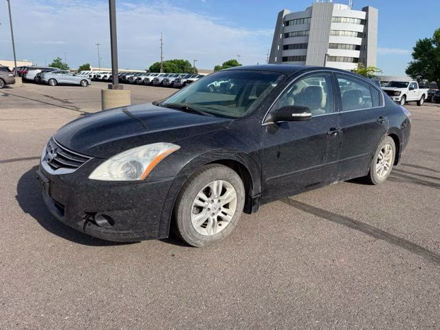 2012 Super Black Nissan Altima 2.5 SL FWD Sedan