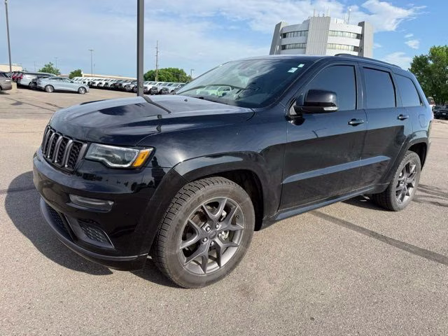 2020 Diamond Black Crystal Pearlcoat Jeep Grand Cherokee Limited X 4X4 SUV