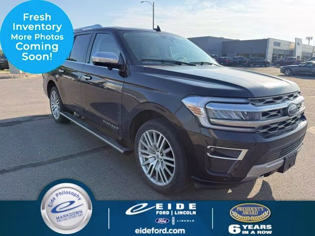 2023 Agate Black Metallic Ford Expedition Max Platinum 4X4 SUV