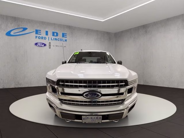2020 Oxford White Ford F-150 XLT 4X4 Truck