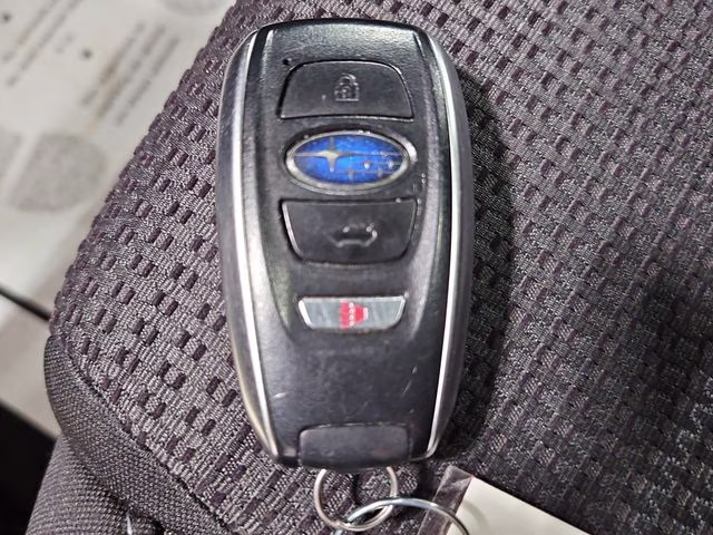 2024 Crystal White Pearl Subaru Outback Premium AWD SUV