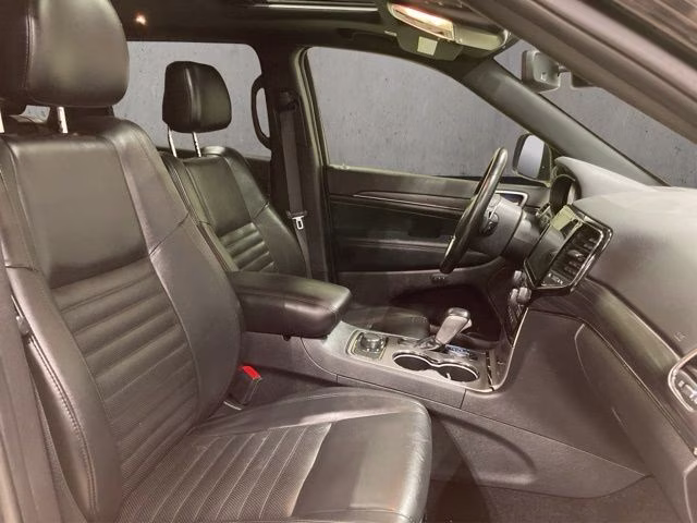 2020 Diamond Black Crystal Pearlcoat Jeep Grand Cherokee Limited X 4X4 SUV
