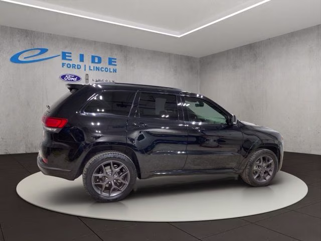 2020 Diamond Black Crystal Pearlcoat Jeep Grand Cherokee Limited X 4X4 SUV