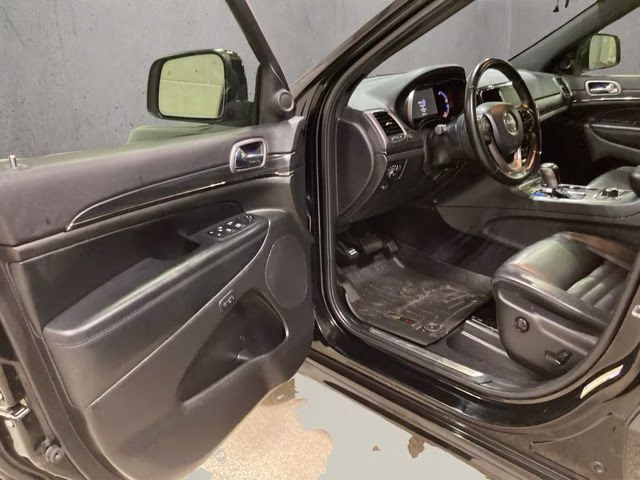 2020 Diamond Black Crystal Pearlcoat Jeep Grand Cherokee Limited X 4X4 SUV