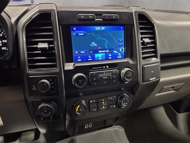 2020 Oxford White Ford F-150 XLT 4X4 Truck