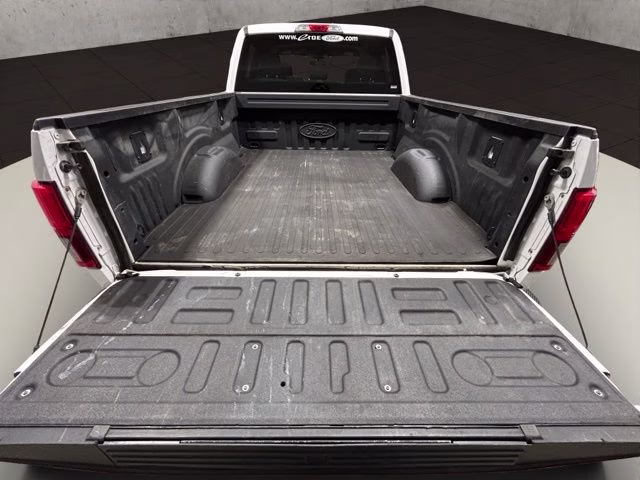 2020 Oxford White Ford F-150 XLT 4X4 Truck