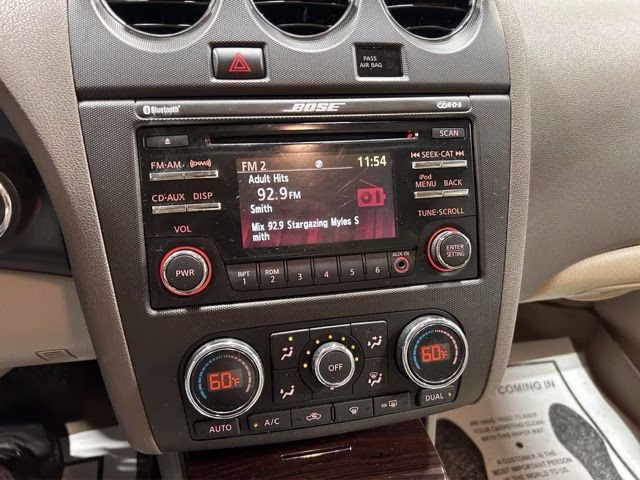 2012 Super Black Nissan Altima 2.5 SL FWD Sedan