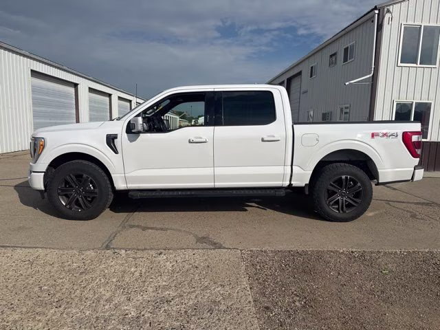 2021 Oxford White Ford F-150 Lariat 4X4 Truck