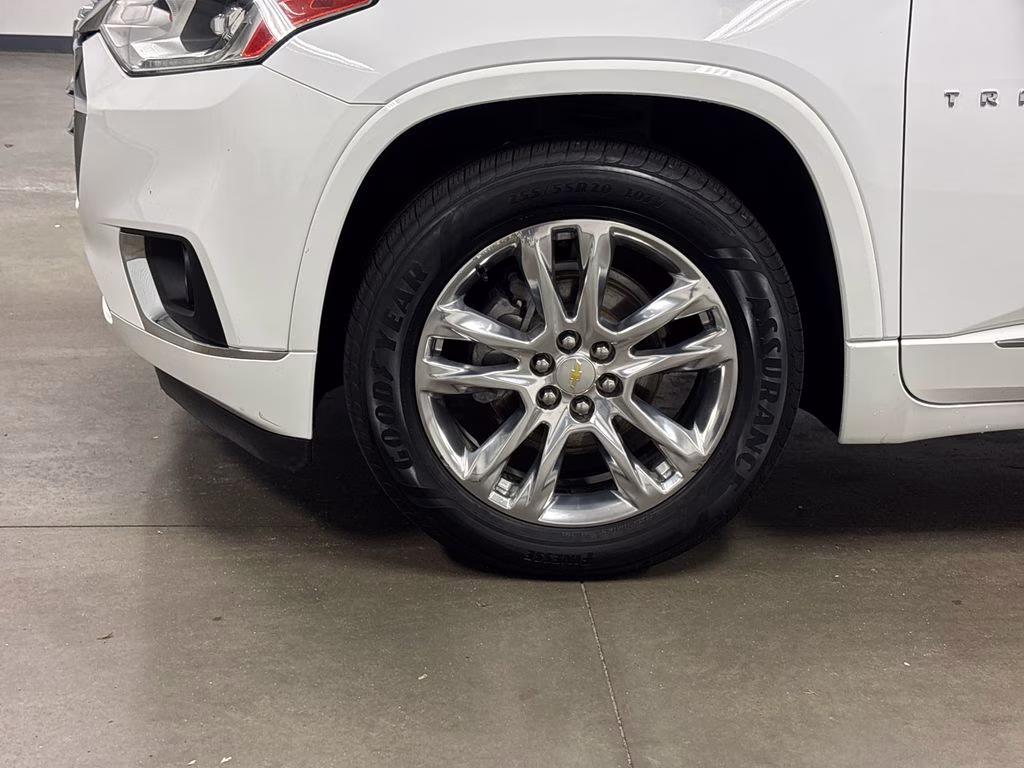 2018 Summit White Chevrolet Traverse High Country AWD SUV