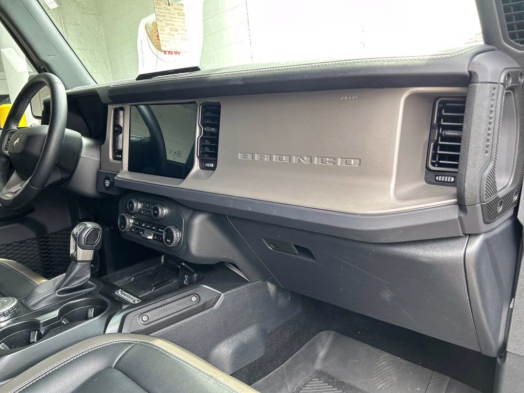 2025 Shadow Black Ford Bronco Outer Banks 4X4 SUV