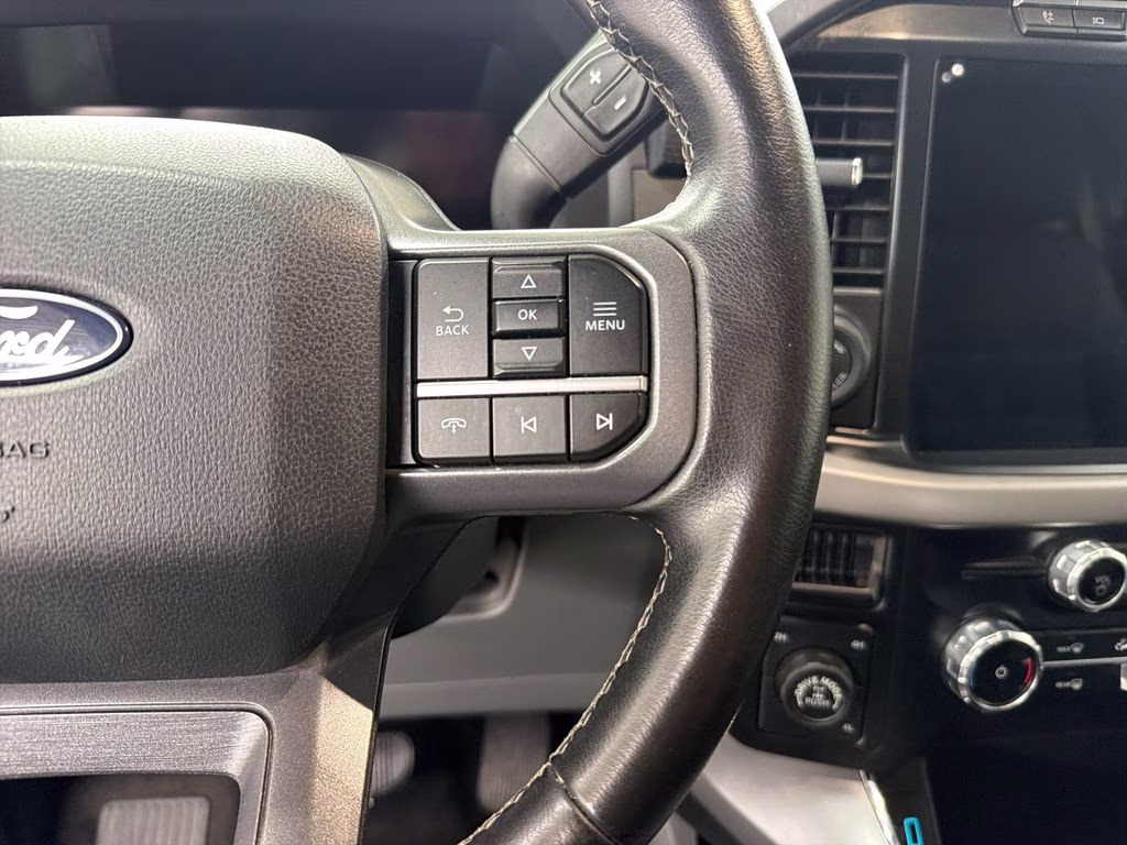 2024 Agate Black Metallic Ford F-150 XLT 4X4 Truck