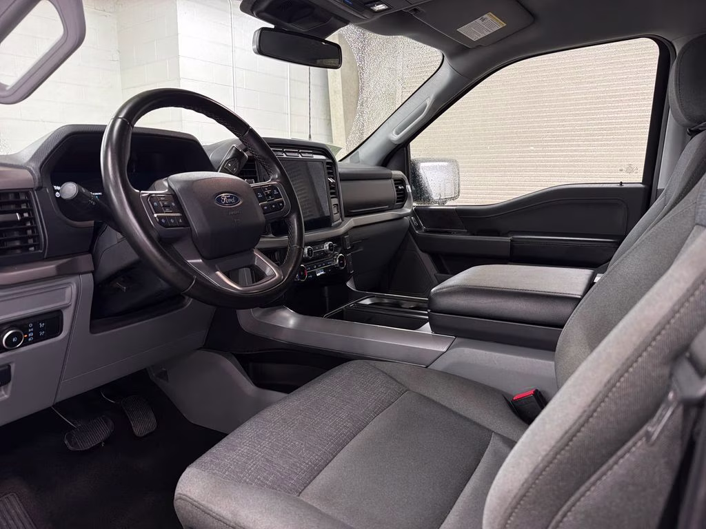 2024 Agate Black Metallic Ford F-150 XLT 4X4 Truck