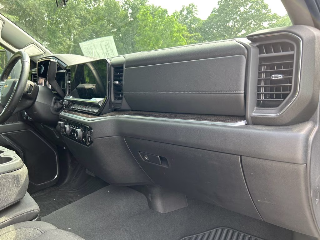 2025 Summit White Chevrolet Silverado 2500HD LT 4X4 Truck