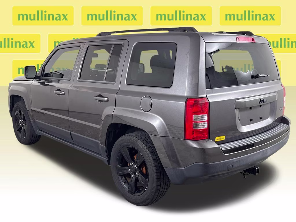 2015 Granite Crystal Metallic Clearcoat Jeep Patriot Sport FWD SUV