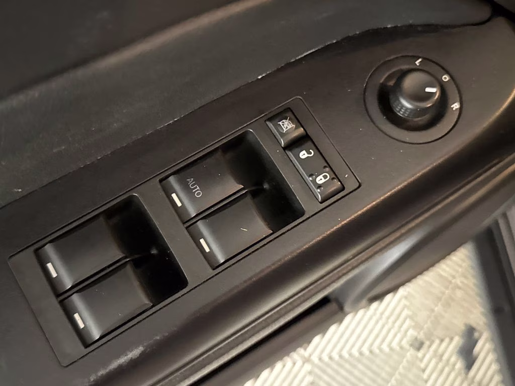 2015 Granite Crystal Metallic Clearcoat Jeep Patriot Sport FWD SUV