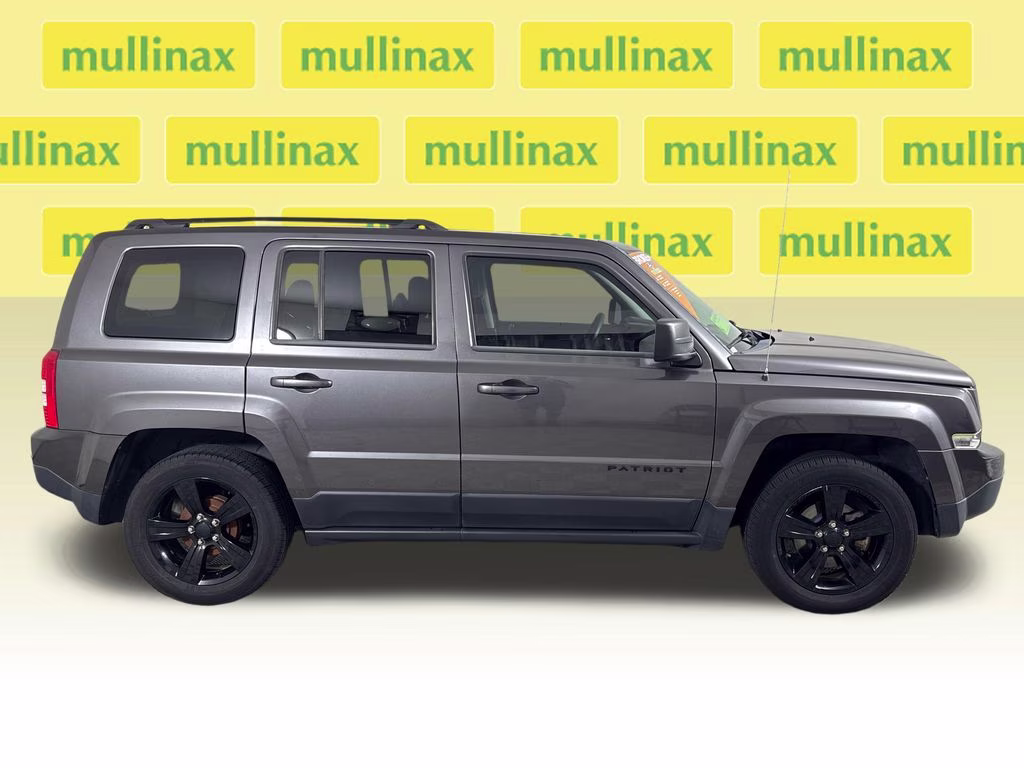 2015 Granite Crystal Metallic Clearcoat Jeep Patriot Sport FWD SUV