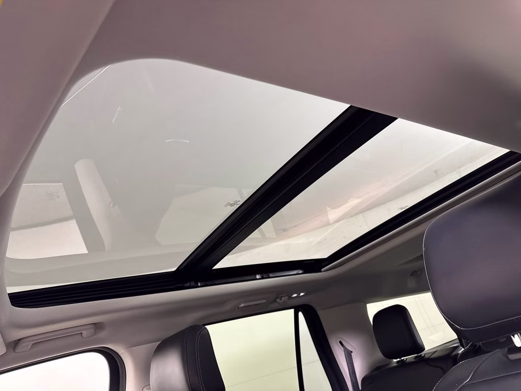 2025 Oxford White Ford Expedition Max Platinum 4X4 SUV