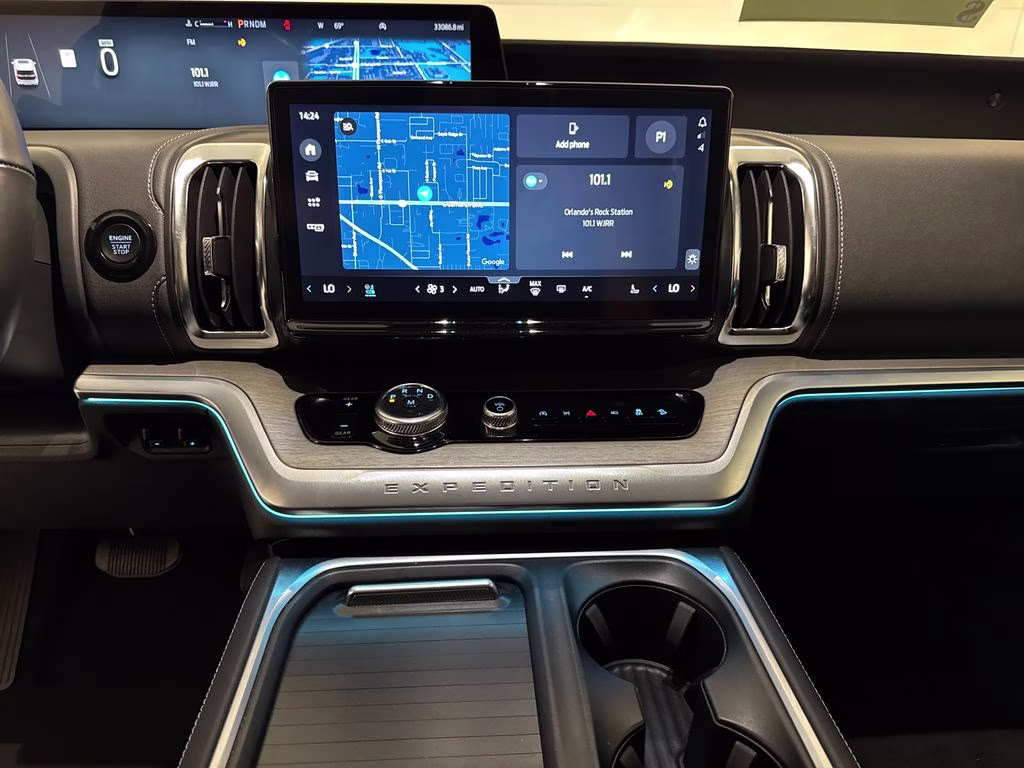 2025 Oxford White Ford Expedition Max Platinum 4X4 SUV