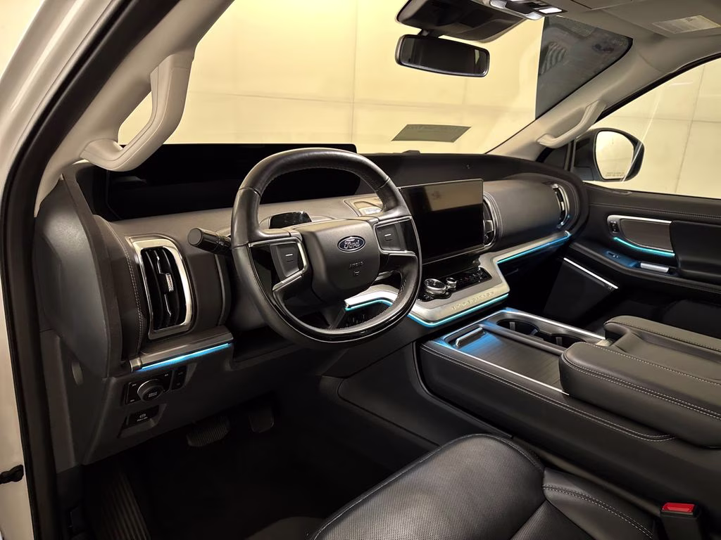 2025 Oxford White Ford Expedition Max Platinum 4X4 SUV
