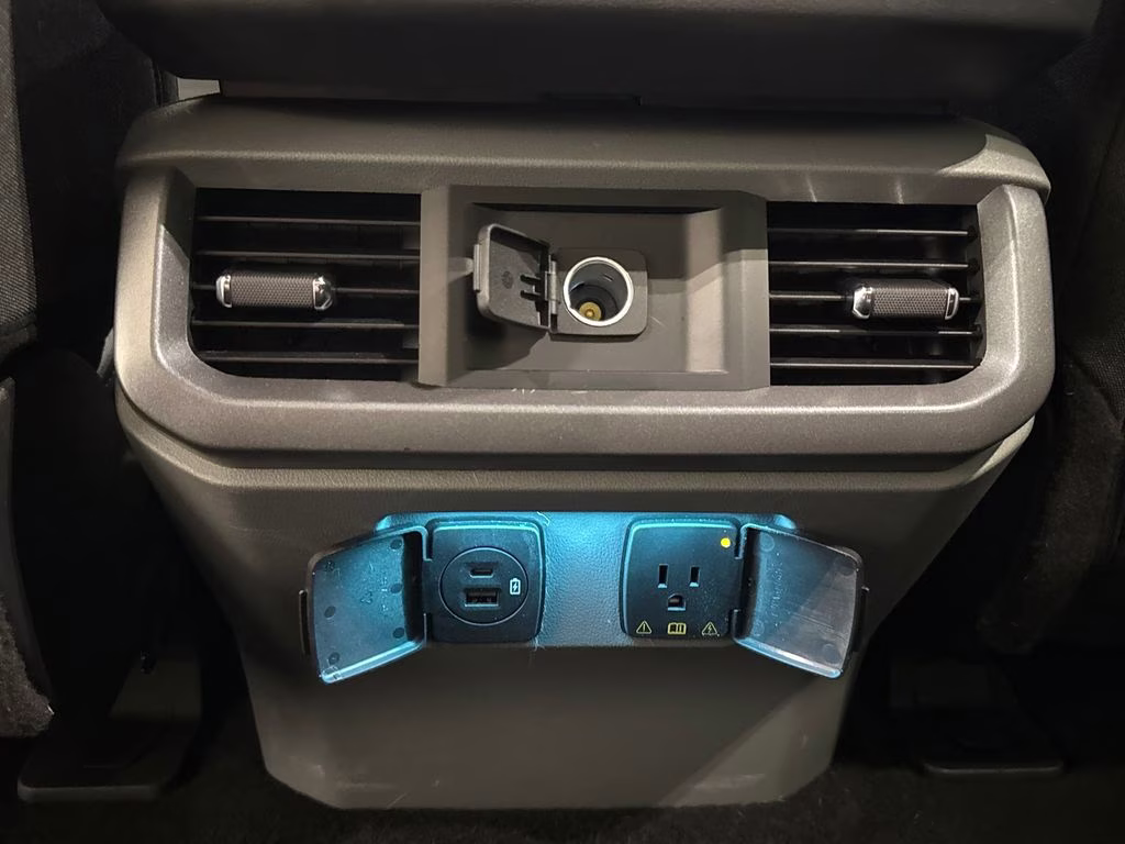2023 Agate Black Metallic Ford F-150 XLT 4X4 Truck