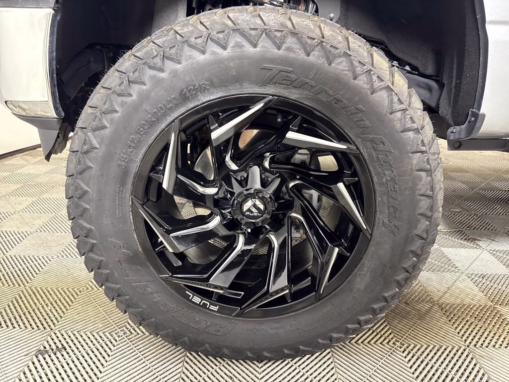 2025 Iconic Silver Metallic Ford F-150 XLT 4X4 Truck