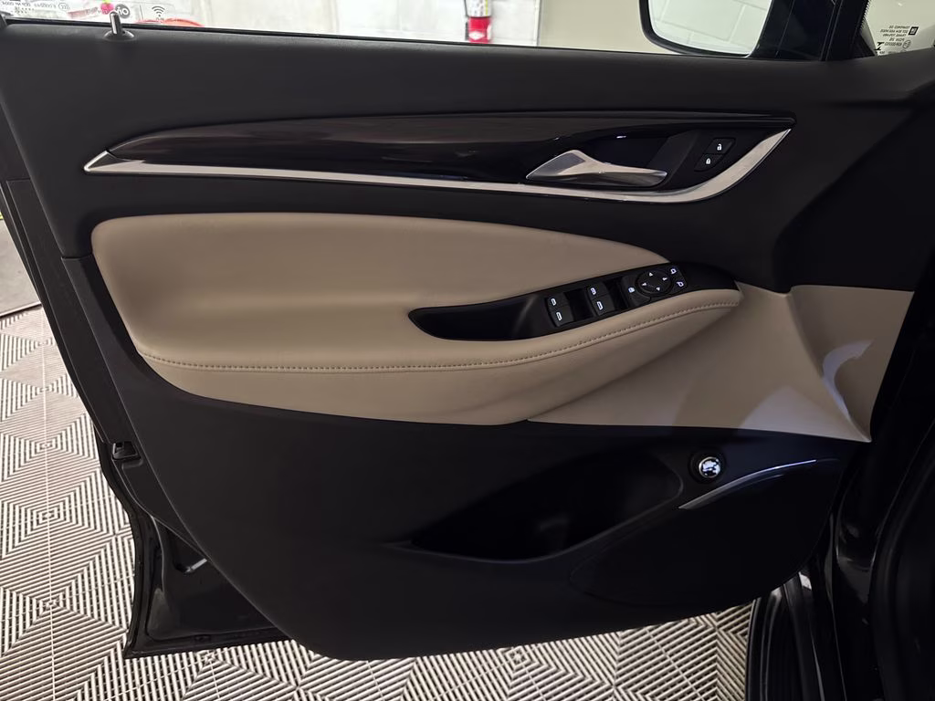 2018 Ebony Twilight Metallic Buick Enclave Essence FWD SUV
