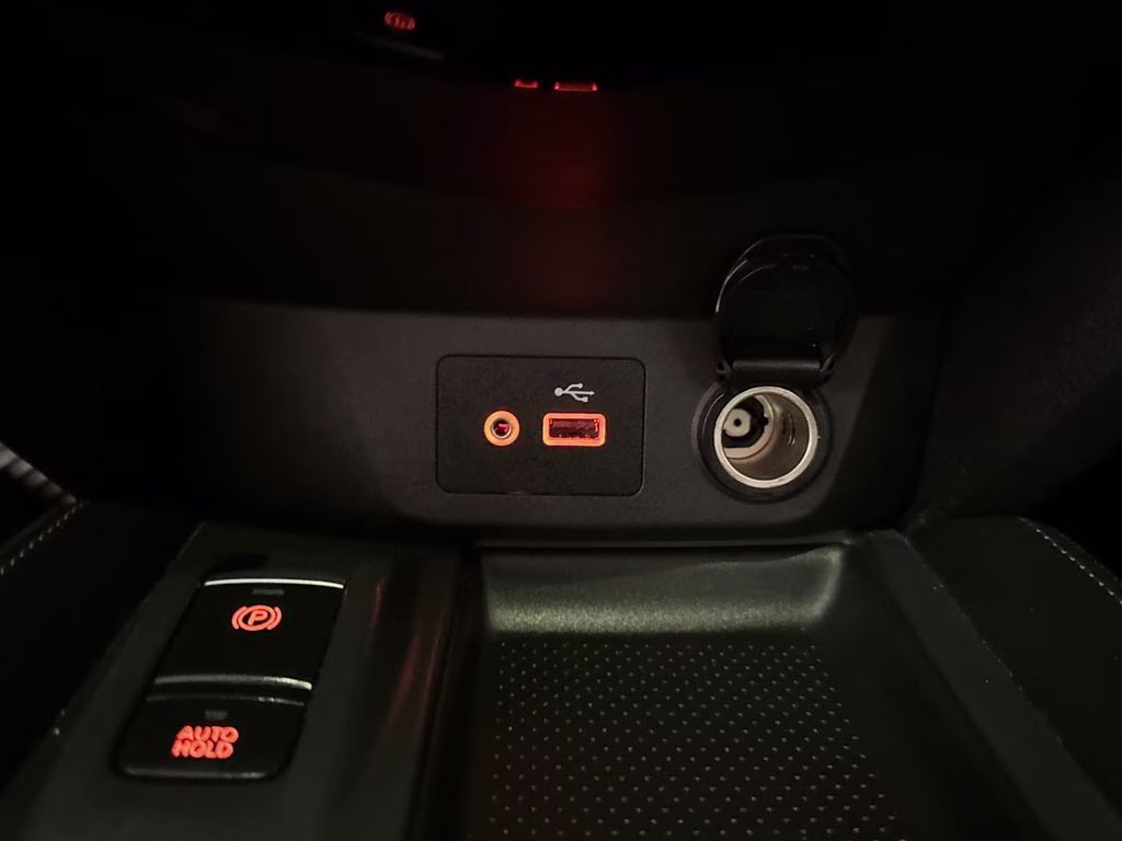 2018 Magnetic Black Nissan Rogue SL FWD SUV