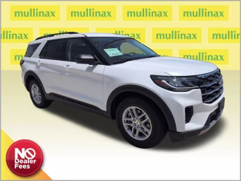 2026 Star White Metallic Tri-Coat Ford Explorer Active RWD SUV