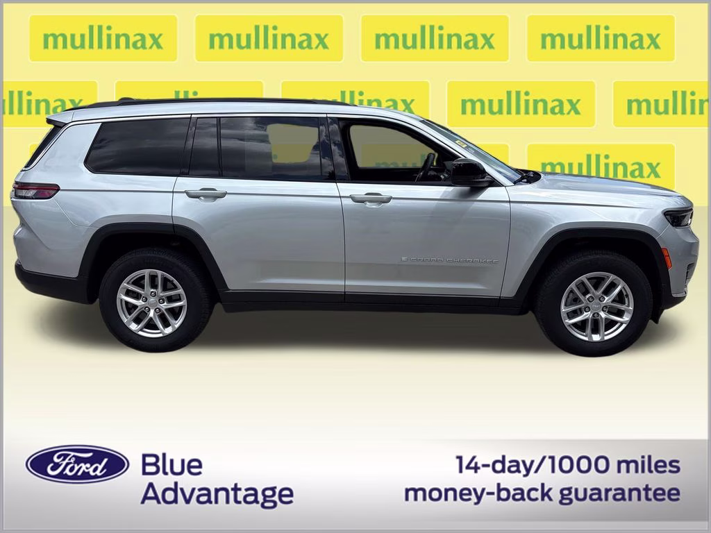 2025 Silver Zynith Jeep Grand Cherokee L Laredo RWD SUV