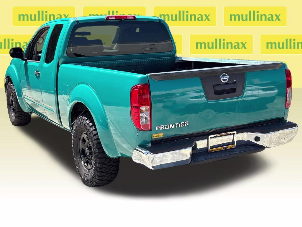 2015 Metallic Blue Nissan Frontier S RWD Truck