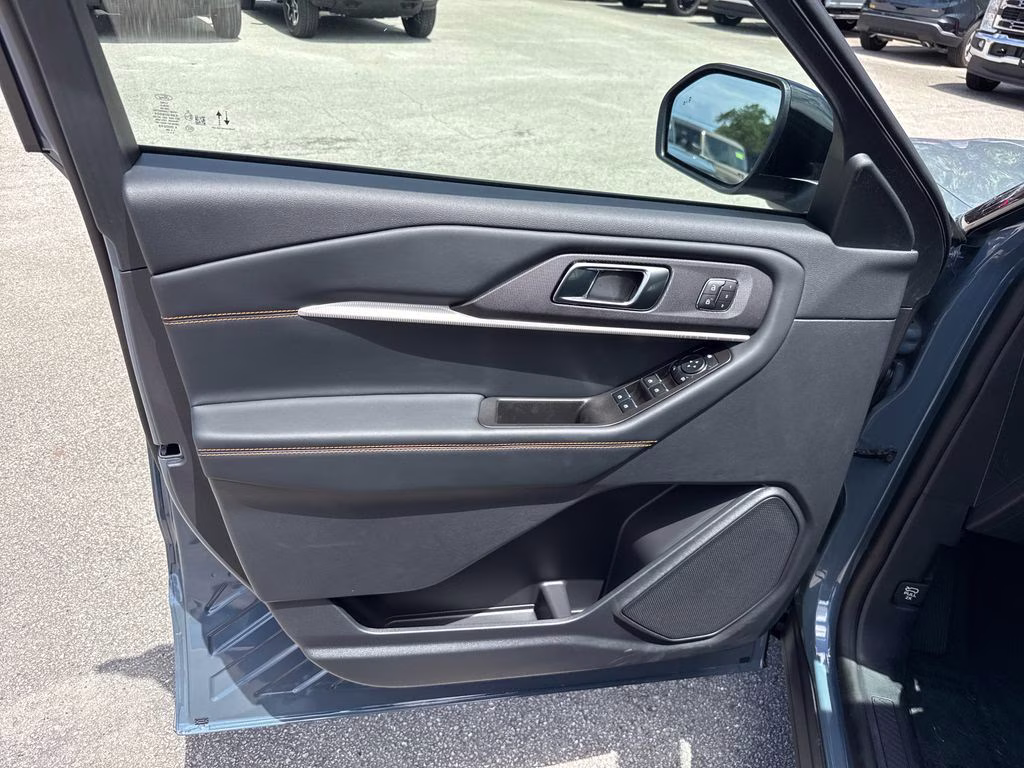 2026 Vapor Blue Metallic Ford Explorer Tremor 4X4 SUV