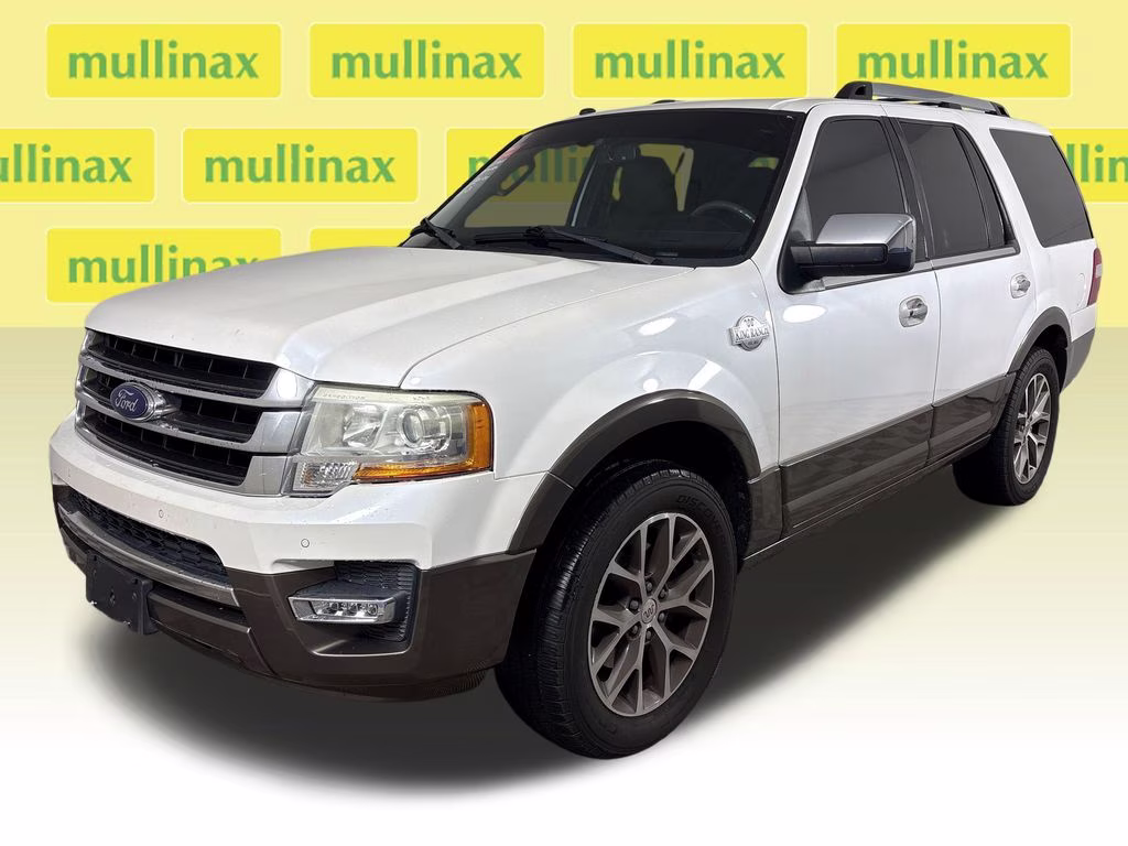 2016 White Platinum Clearcoat Metallic Ford Expedition King Ranch RWD SUV