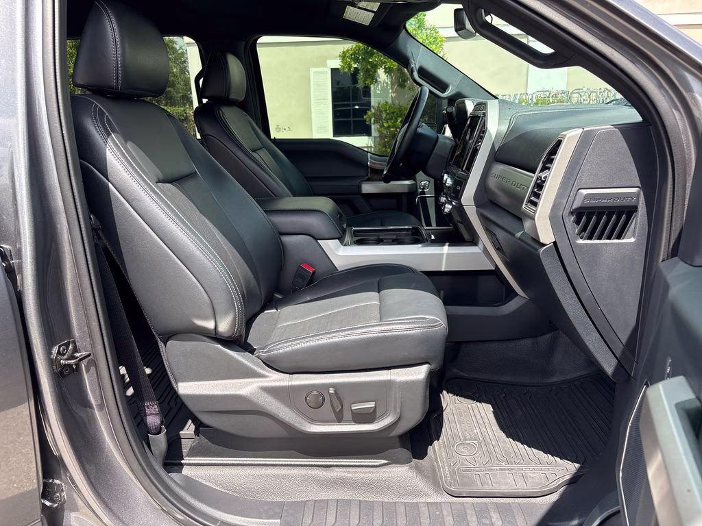 2022 Gray Ford Super Duty F-250 SRW Lariat 4X4 Truck