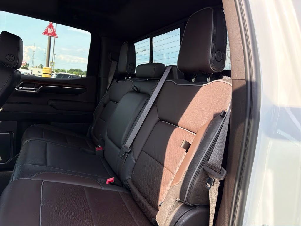 2023 Summit White GMC Sierra 1500 Denali 4X4 Truck