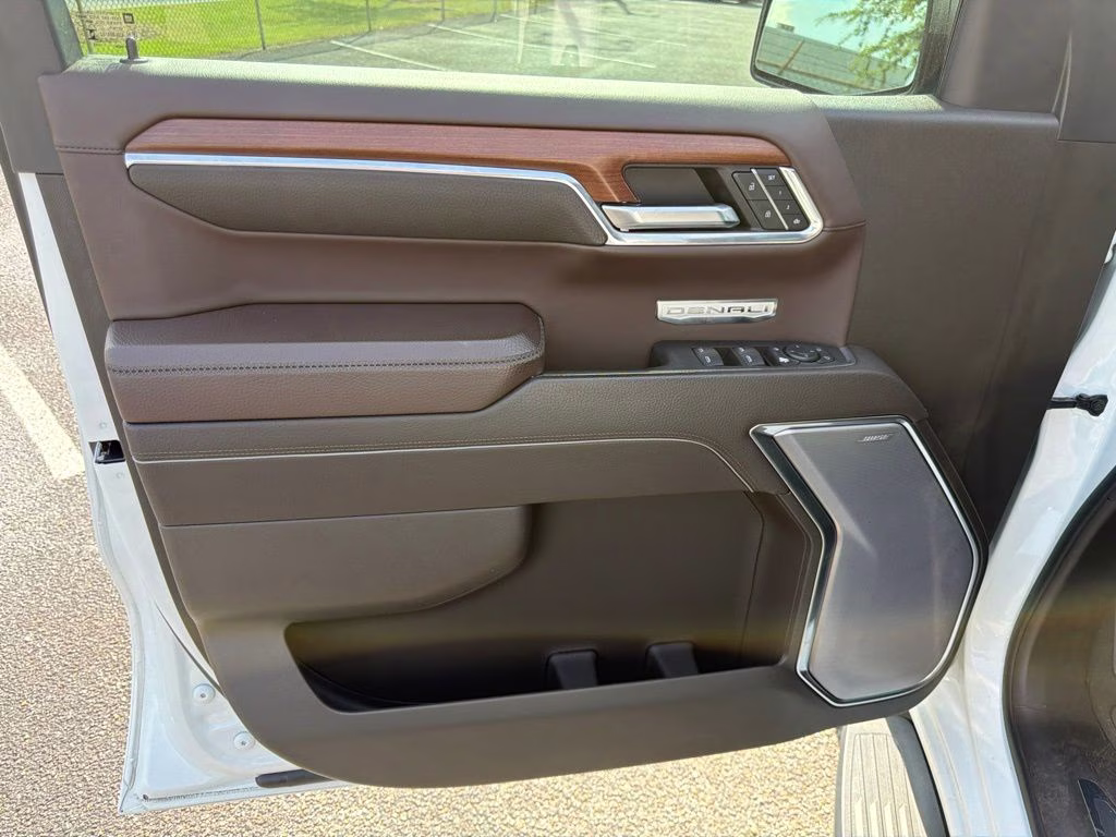 2023 Summit White GMC Sierra 1500 Denali 4X4 Truck