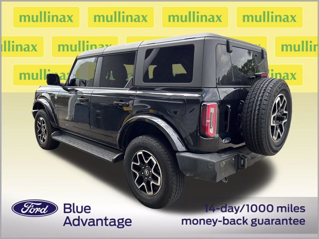 2025 Shadow Black Ford Bronco Outer Banks 4X4 SUV