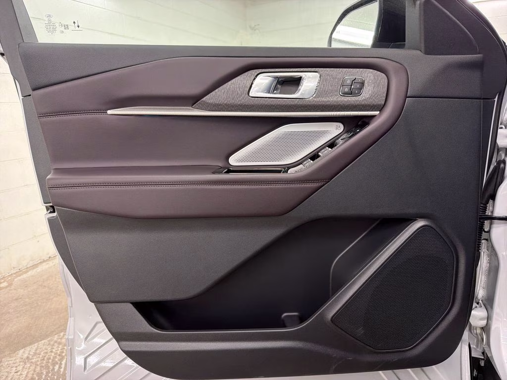 2026 SPACE WHITE Ford Explorer Platinum RWD SUV
