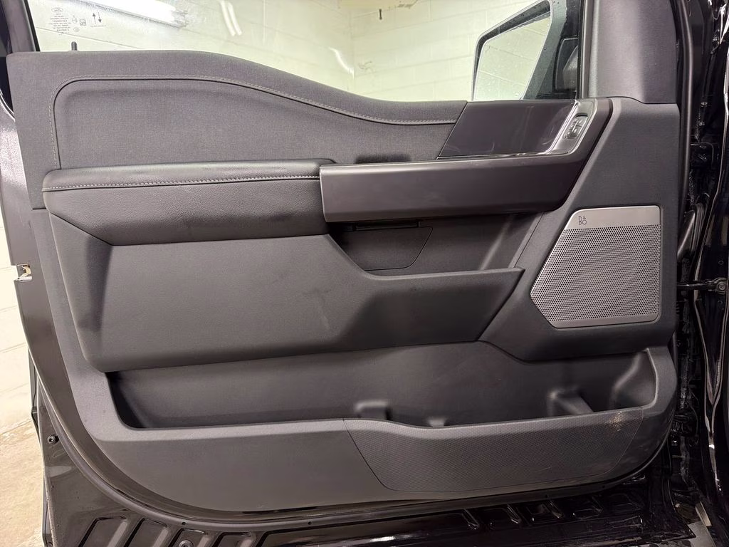 2026 AGATE BLACK Ford F-150 Lariat 4X4 Truck