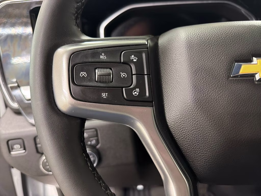 2025 Summit White Chevrolet Silverado 2500HD LT 4X4 Truck