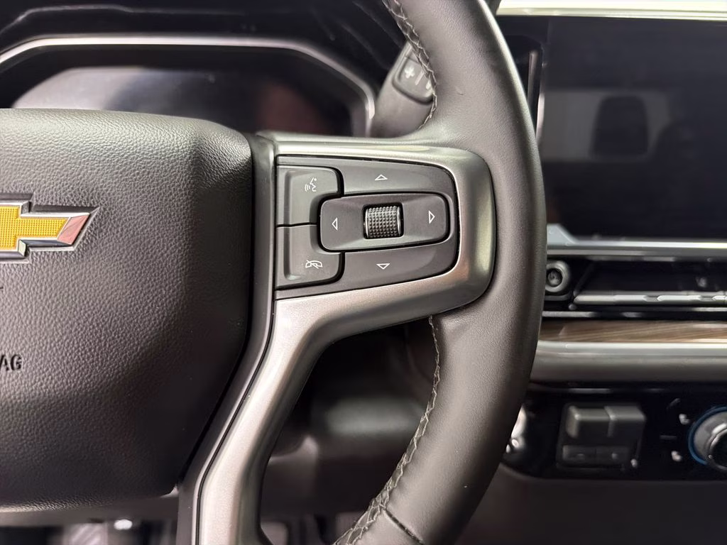 2025 Summit White Chevrolet Silverado 2500HD LT 4X4 Truck