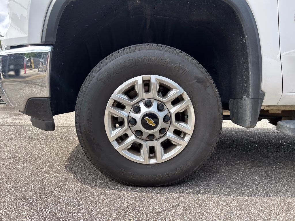 2025 Summit White Chevrolet Silverado 2500HD LT 4X4 Truck