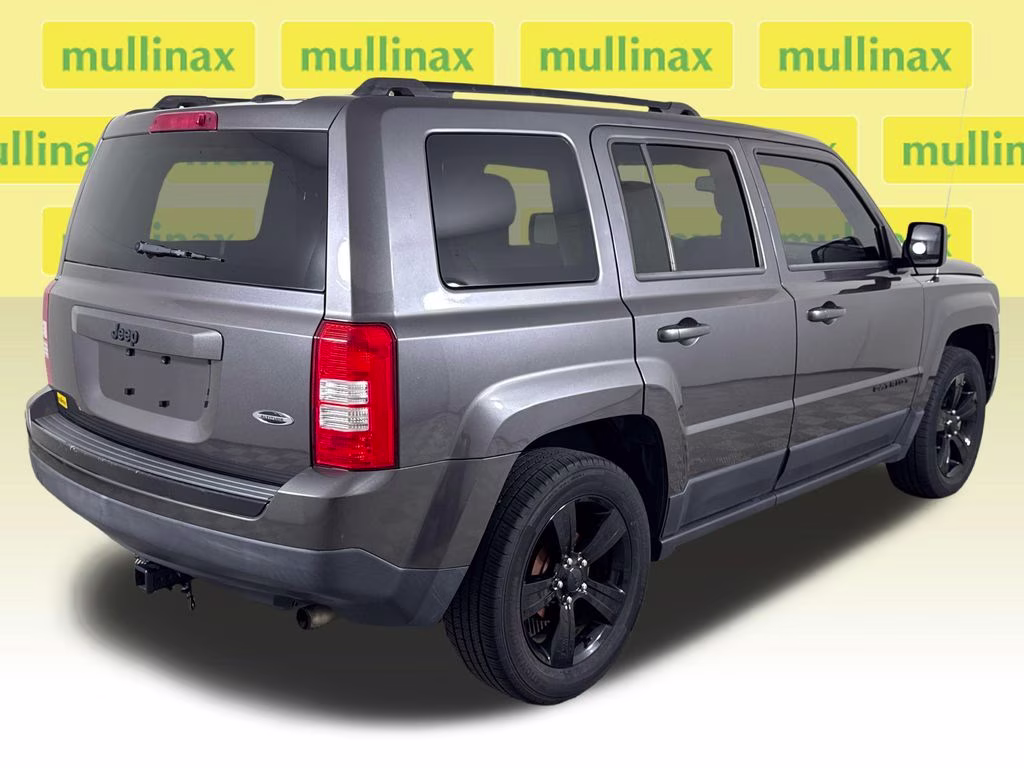 2015 Granite Crystal Metallic Clearcoat Jeep Patriot Sport FWD SUV