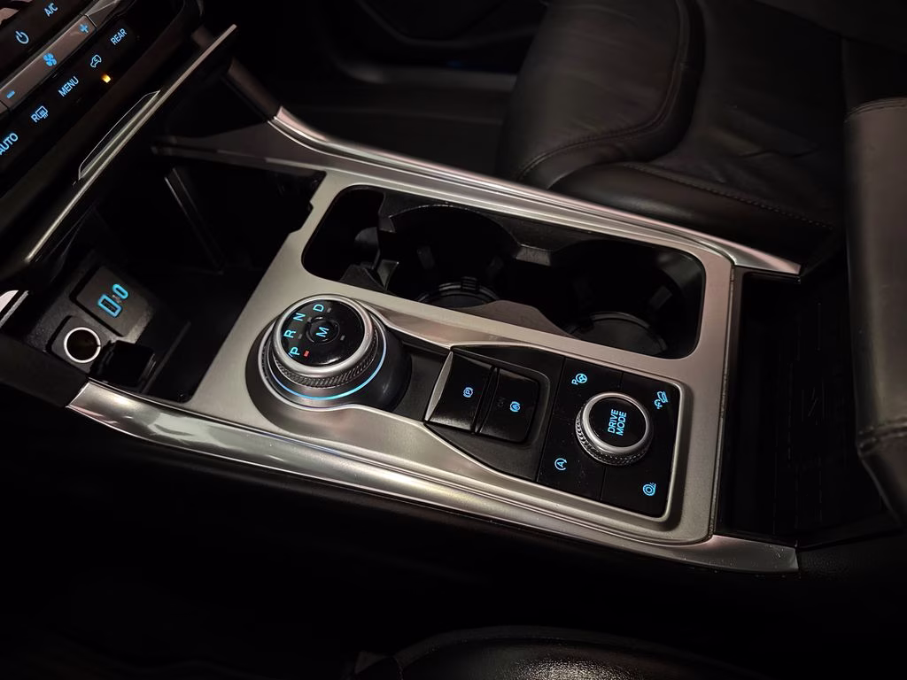 2020 Blue Metallic Ford Explorer Platinum 4X4 SUV