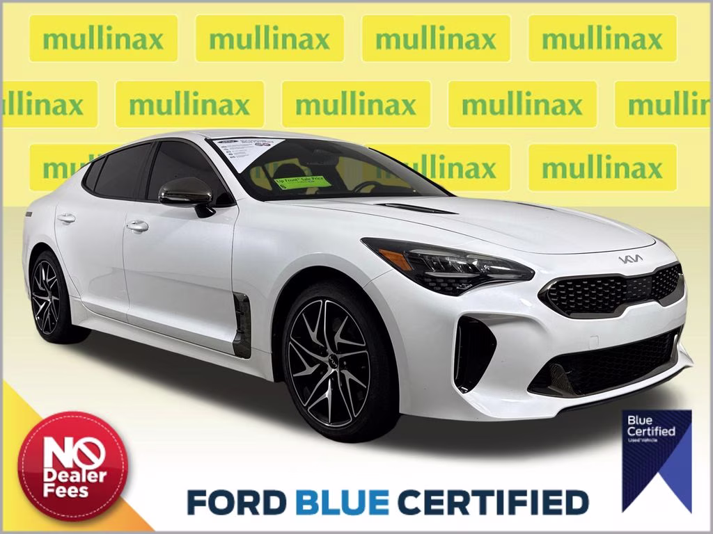 2023 Kia Stinger GT-Line's photo