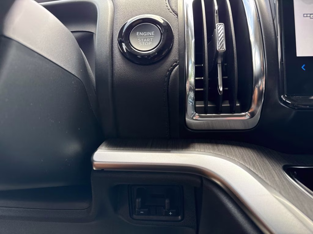2026 Agate Black Metallic Ford Expedition Max Platinum 4X4 SUV